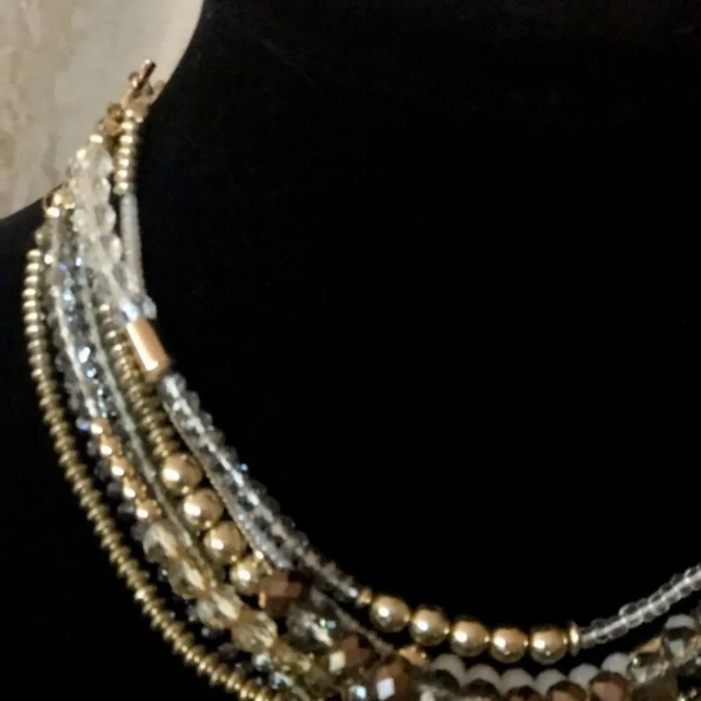 🌸Beautiful waterfall necklace from Saks🌺💕🌸